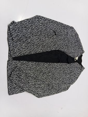 Tradition Black and White Wavy Pattern Cardigan Jacket