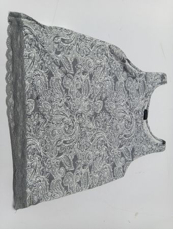 Tahari Gray Paisley Tank Top