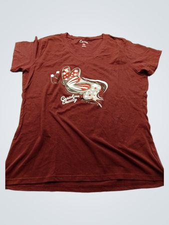 Curves Canadian Beauty T-Shirt