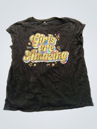 Girls are Amazing Graphic T-Shirt