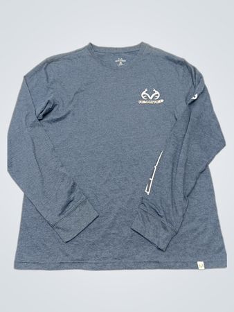 Realtree Long-Sleeve Graphic T-Shirt