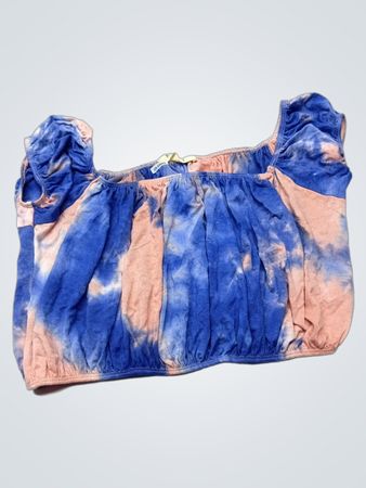 AMITI Tie-Dye Smocked Crop Top