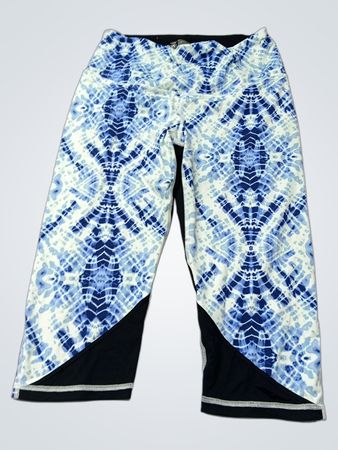 Victoria's Secret Sport Tie-Dye Cropped Leggings
