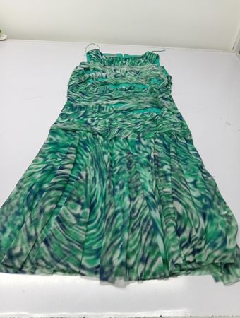 Maggy London Ärmelloses Grünbedrucktes Midikleid