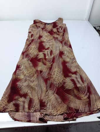 Ein WILD THYME Kleid