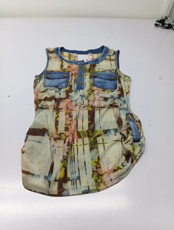 Grazia Ärmelloses Top mit Blumendruck und Denim-Elementen