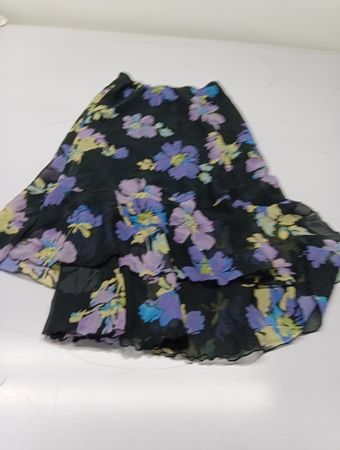 Casual Corner Petite Blumen-Stufenkleid