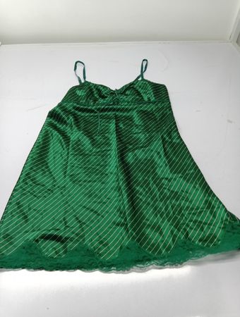Warner's Sleepwear Grünes Gestreiftes Nachtkleid mit Spitzenbesatz