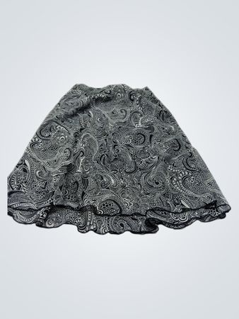 BEECHERS BROOK Black & White Paisley Print Rock