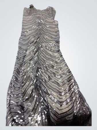MISS ORD Paillettenverziertes Kleid