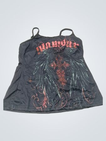 Schwarzes Tanktop mit Kreuz- und Flügelgrafik