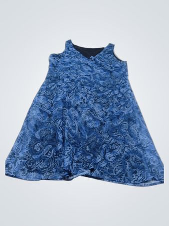 Blaues Kleid mit Paisley-Muster