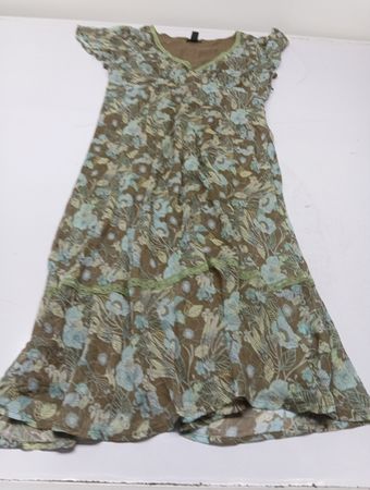 H&M Blumenmuster Stufenkleid