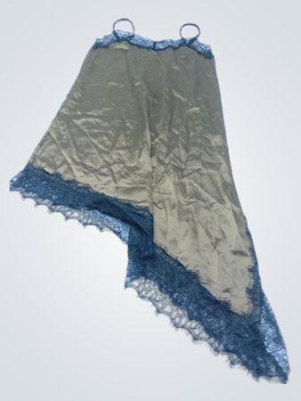 Satin-Minikleid mit Spitzenbesatz