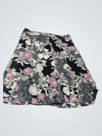 Isolde Rock mit Blumenmuster