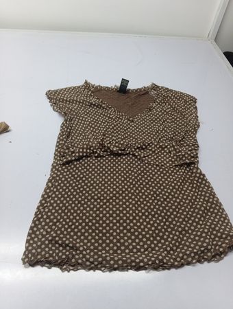 GNWL Women's Brown Polka Dot Ruffle Trim Top