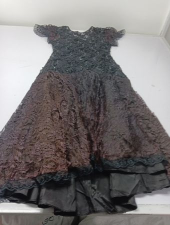 HW Collections Schwarzes Spitzenkleid
