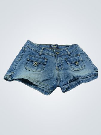 Blaue Jeansshorts