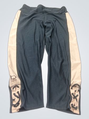 Bebe Sport Caprihose mit Schnürdetail