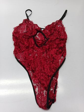 Roter Spitzen-Body