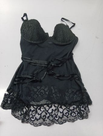 Babydoll-Negligé mit schwarzer Spitzenborte