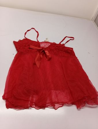 Rotes Babydoll mit Spitzenbesatz