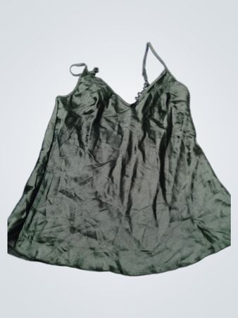 Grüner Satin-Negligee