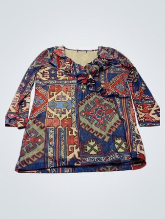 Tunika mit geometrischem Muster und Rüschen