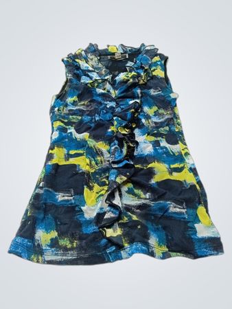 Cleo ärmellose Bluse mit Rüschendetail vorne