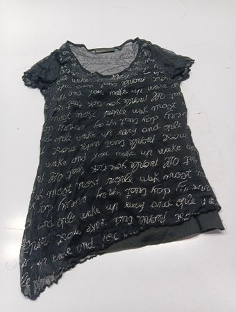 KappAhl schwarzes Mesh-Top mit Script-Print