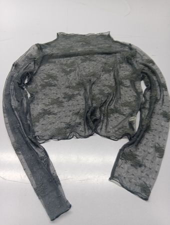 Transparente Spitzen-Oberteil mit hohem Neckholderkragen und langen Ärmeln