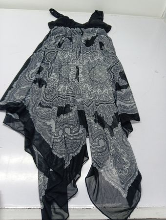 Olivia Matthews Schwarzweiß-Paisley-Kleid