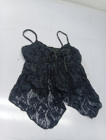 Schwarzes Spitzen-Trägershirt
