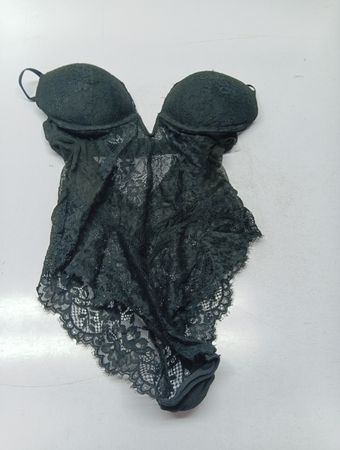 Schwarzer Spitzen-Body