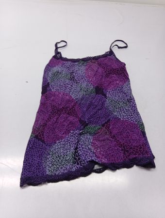 Lila Blumenmuster-Cami