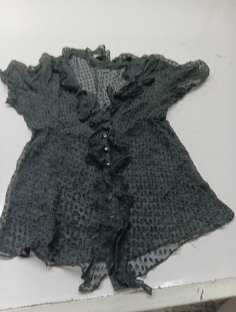 Schwarze transparente Bluse mit Polka-Dots, Rüschen und Knöpfen