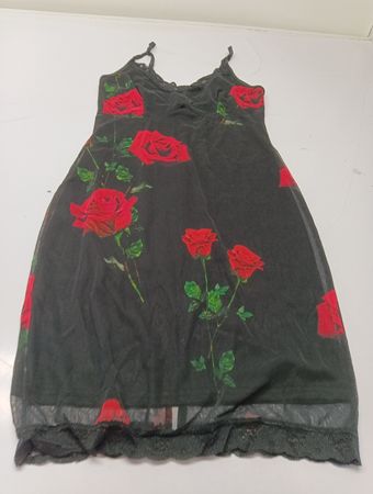 Lustres schwarzes Slip-Kleid mit roten Rosen