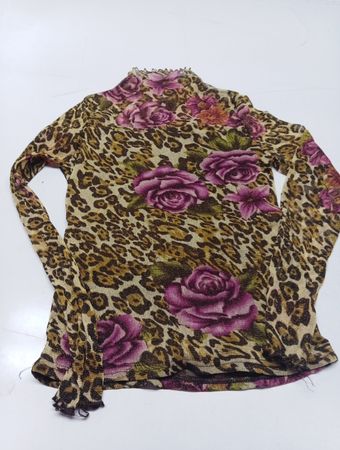 Leoparden- und Blumenmuster Langarmoberteil