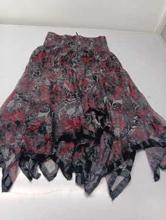 Lapis Damen Rock mit rotem-schwarzem Muster und asymmetrischem Schnitt