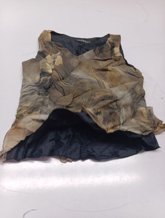 Baziana Gold Fashion Key sleeveless top