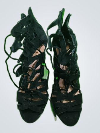 Bardott Schwarze Schnürsandalen