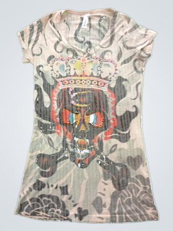 T-Shirt with Skull Design