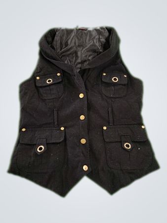Phicysugar Black Vest