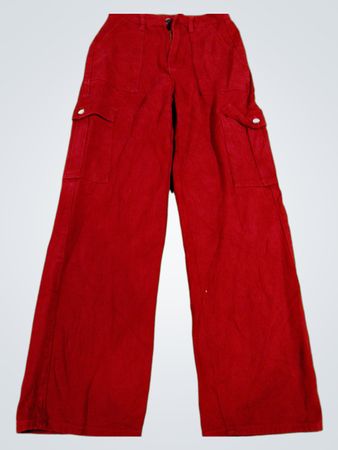 Rote Cargo-Hosen