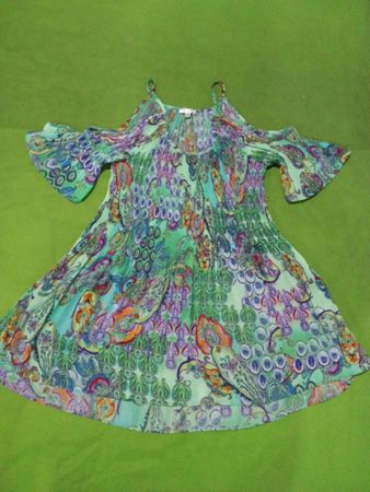 Spenser Damen Cold Shoulder Paisley Druck Smocked Kleid