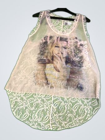Printed Lace Sleeveless Blouse