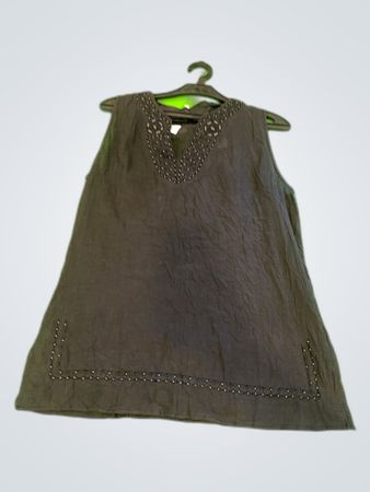 Black Sleeveless Dress