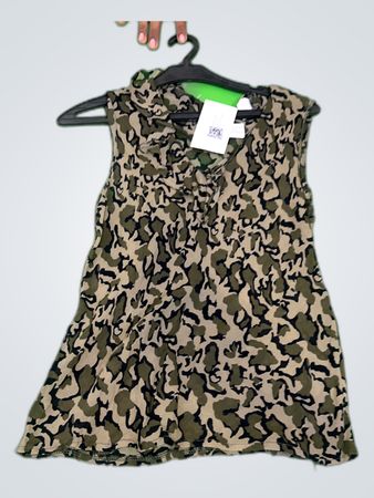 Renato Beye Camo Print Sleeveless Blouse