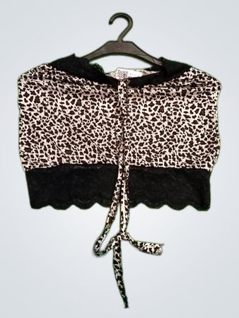 Leopard Print Lace Trim Crop Top