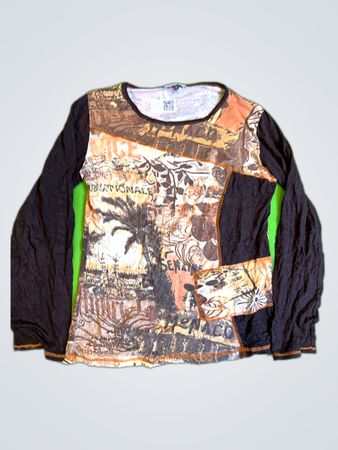 Long Sleeve Graphic Top